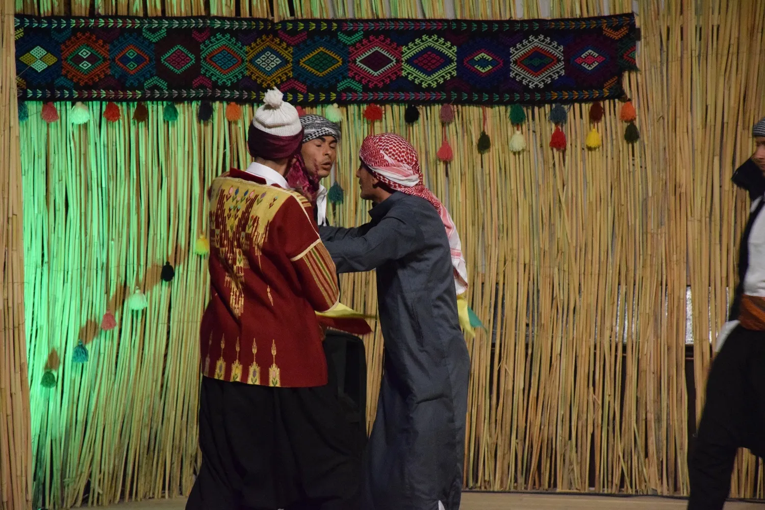 مهرجان الشهيدة روناهي باور يختتم بعروض من الدبكات التي تمثل تراث وتاريخ المنطقة