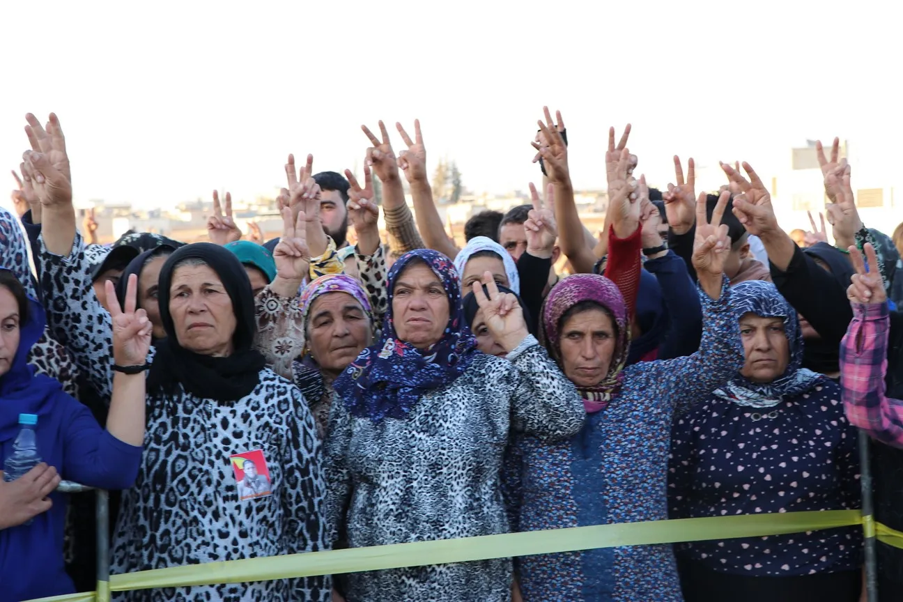 أهالي عفرين والشهباء يودّعون الشهيد سيبان عفرين