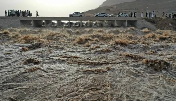 ​​​​​​​صواعق رعدية وسيول تودي بحياة 8 أشخاص في اليمن