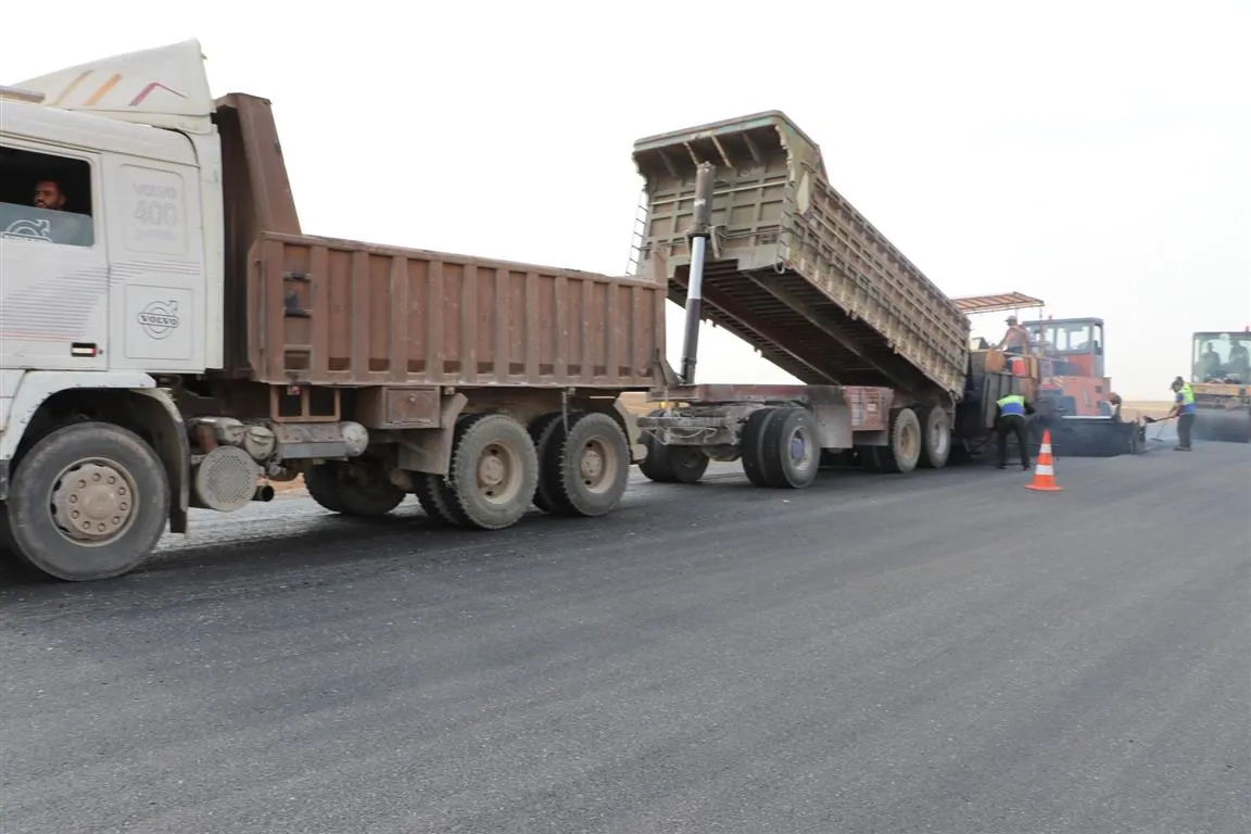 ​​​​​​​استئناف تعبيد الطريق الدولي الواصل بين الحسكة - قامشلو