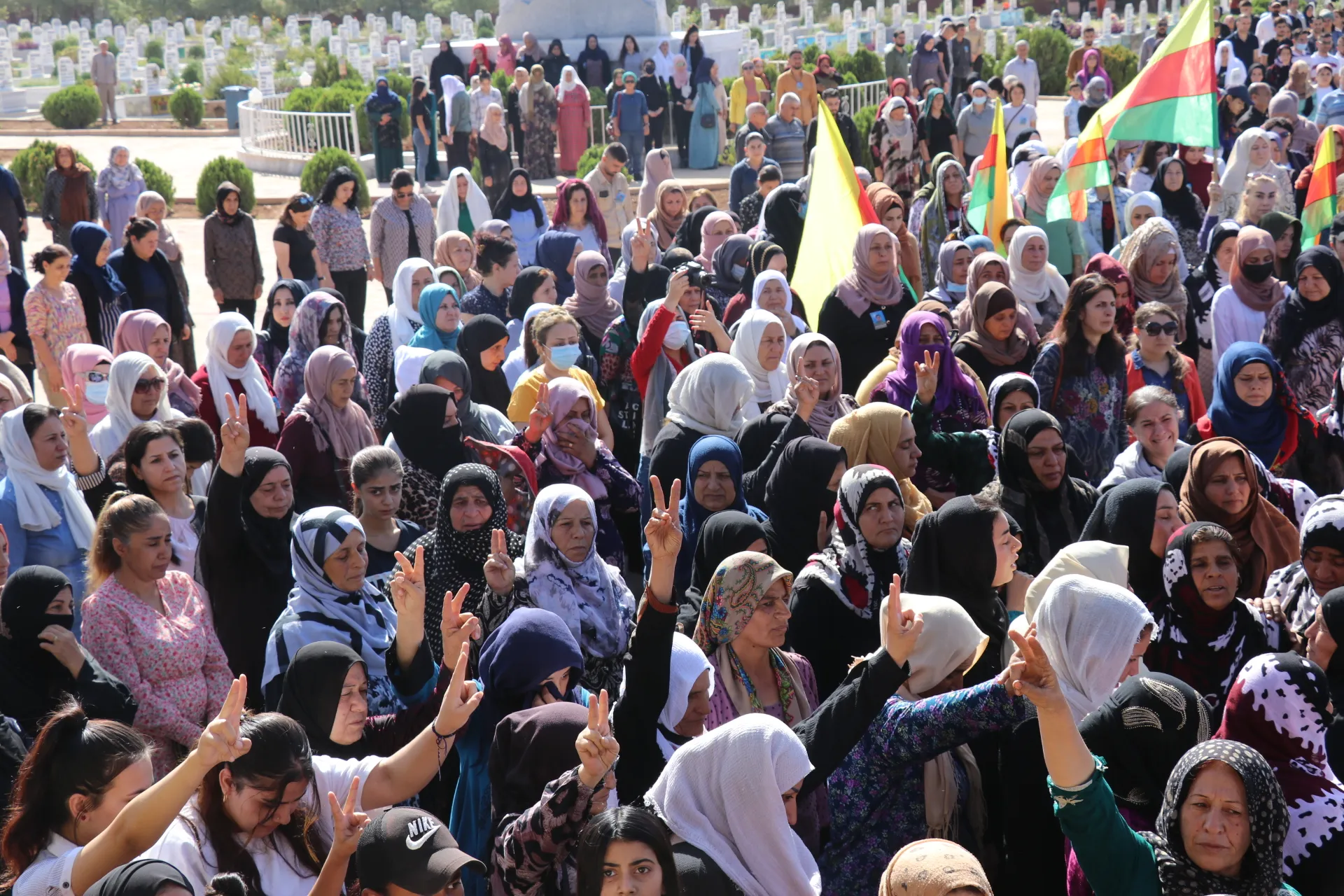 "لن نتراجع وسنستمر بالمقاومة والكفاح في سبيل حماية وطننا"