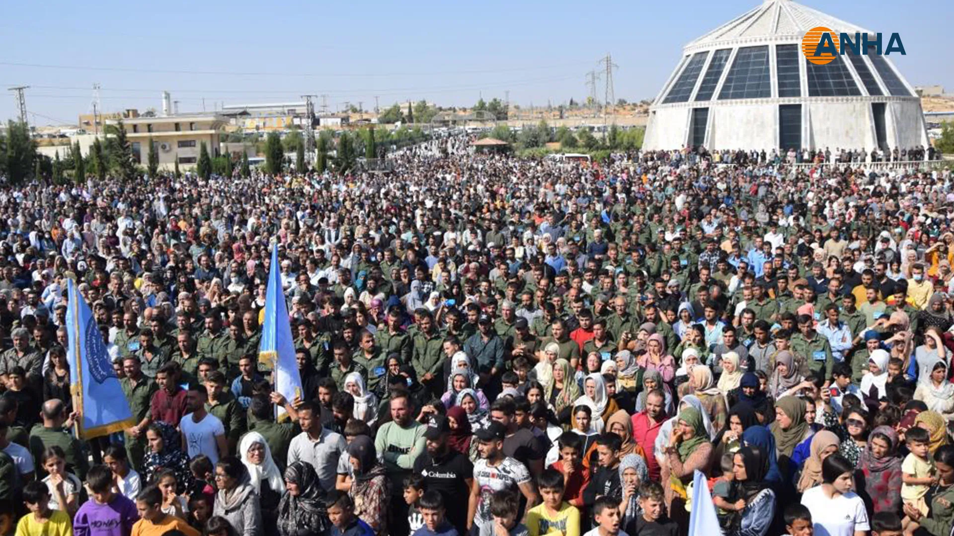 بمراسم مهيبة.. تشييع جثماني شهيدين من قوى الأمن الداخلي في كوباني