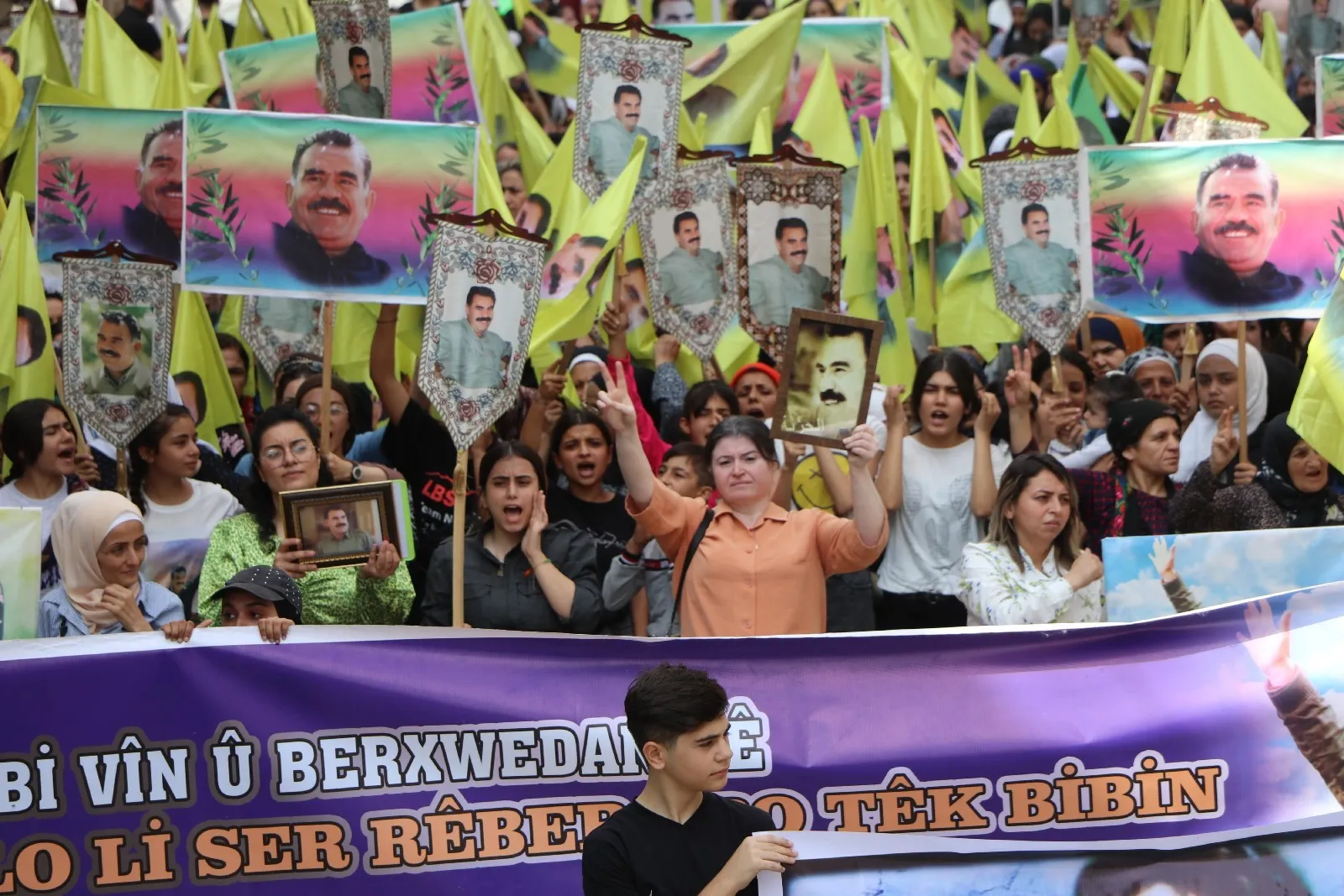 من حلب: علينا التحلّي بخصال الشهيد مظلوم دوغان لنحرر القائد جسدياً