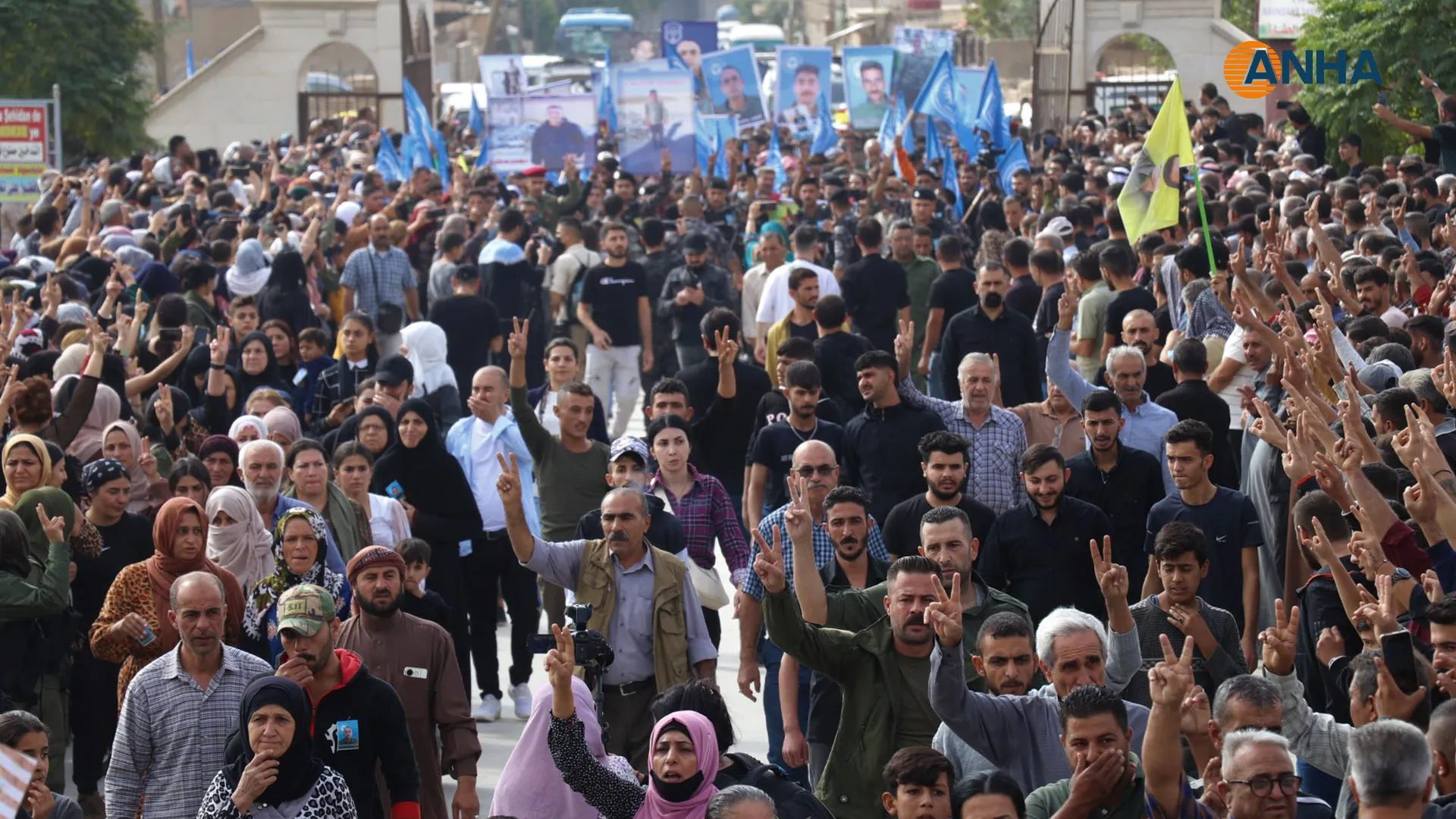 مكونات قامشلو تتعهد بحماية مشروعهم ومؤسساتهم خلال مراسم مهيبة