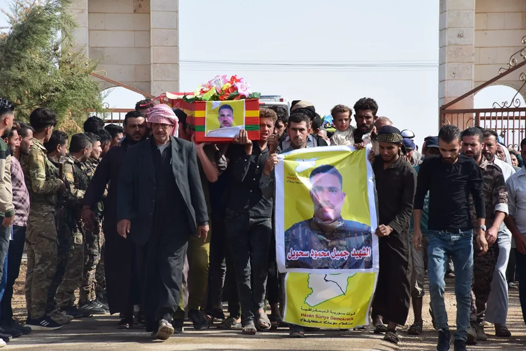 ​​​​​​​جثمانا شهيدين لقسد يواريا الثرى في الشدادي