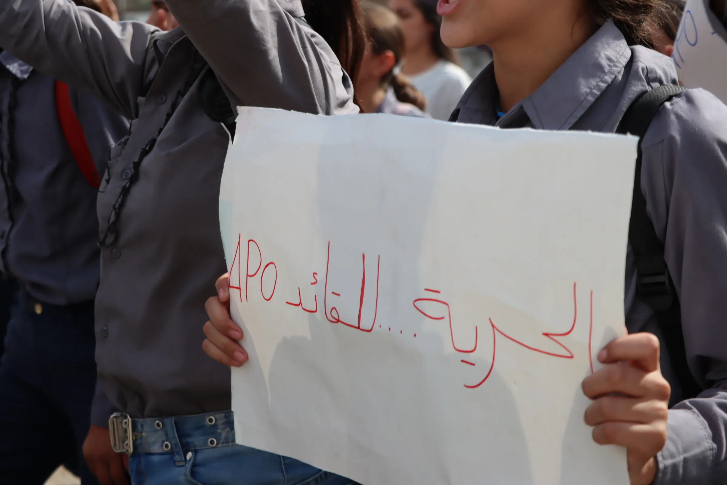 الآلاف في مقاطعة قامشلو يؤكدون على المقاومة ضد المؤامرة الدولية والهجمات التركية
