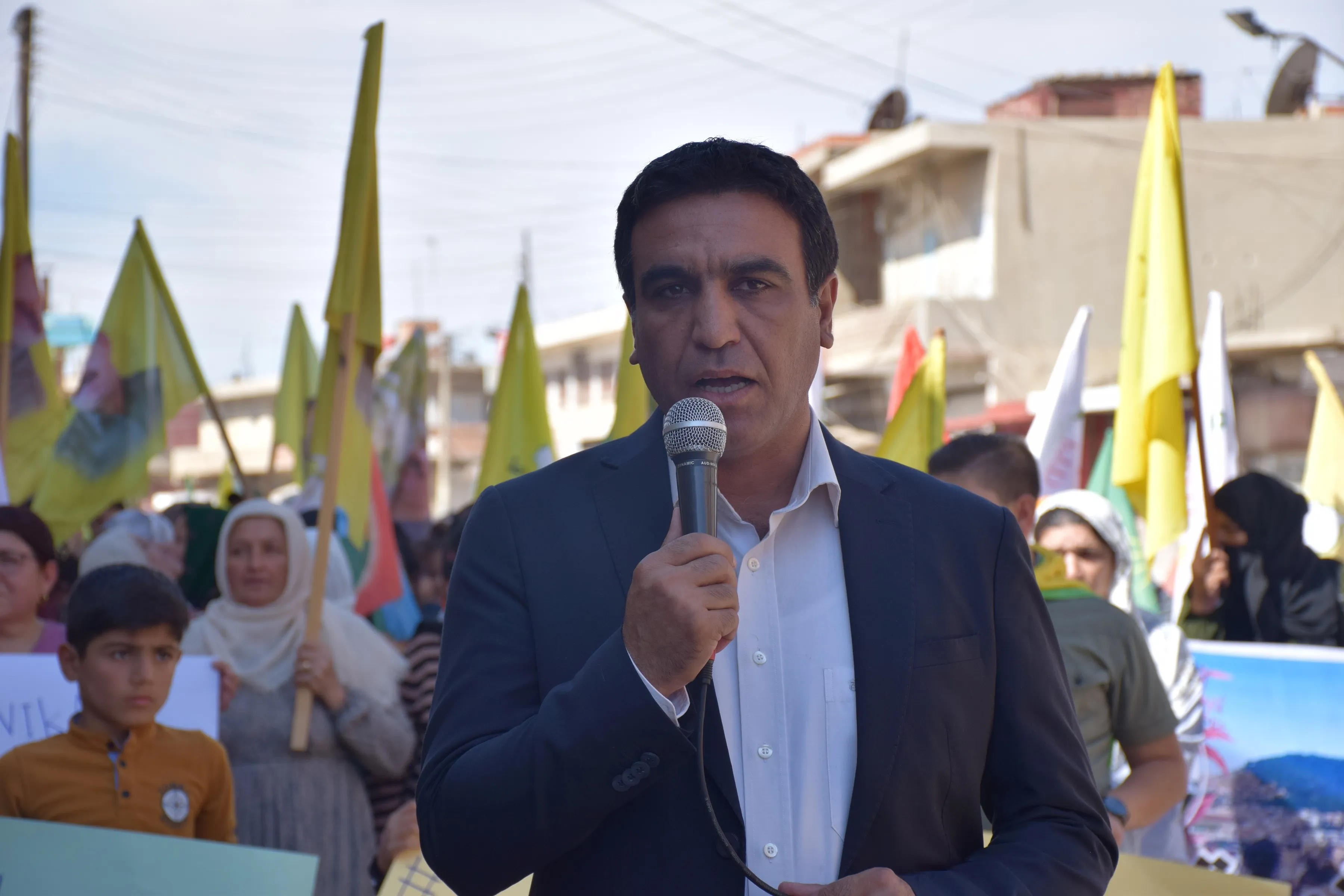 ​​​​​​​الآلاف في إقليم الجزيرة ينددون بهجمات الاحتلال ويؤكدون على النضال والمقاومة