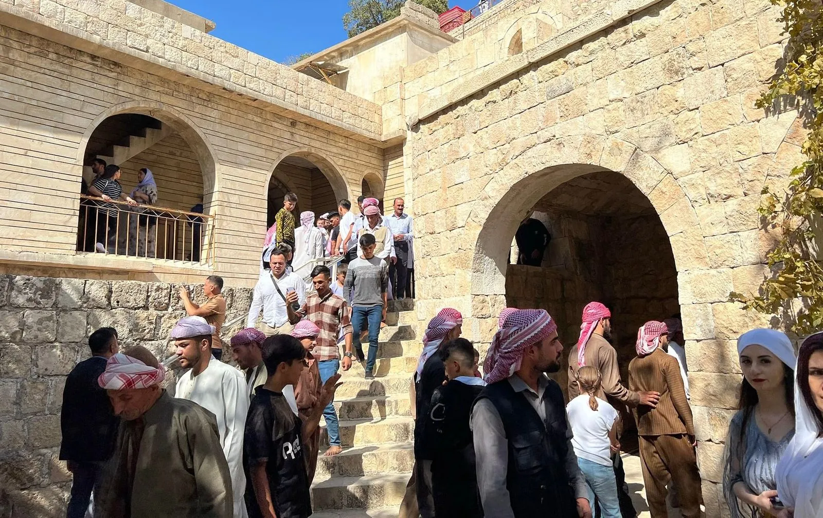 الإيزيديون يحيون "جما" في لالش