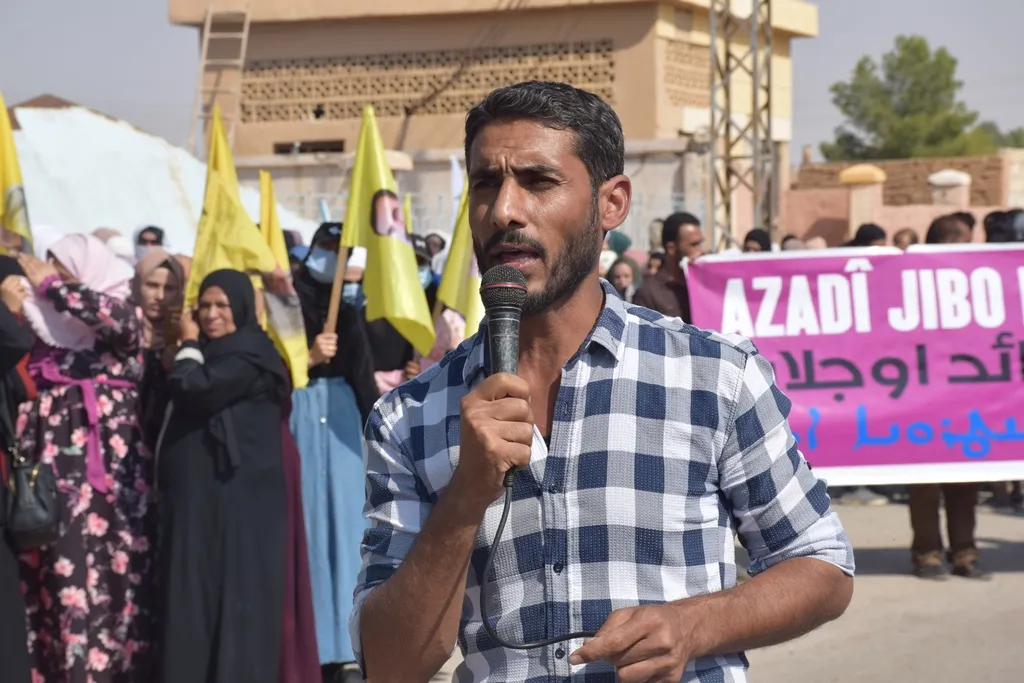 أهالي المنطقة الجنوبية في الحسكة واتحاد المرأة الإيزيدية يتضامنون مع الحملة العالمية