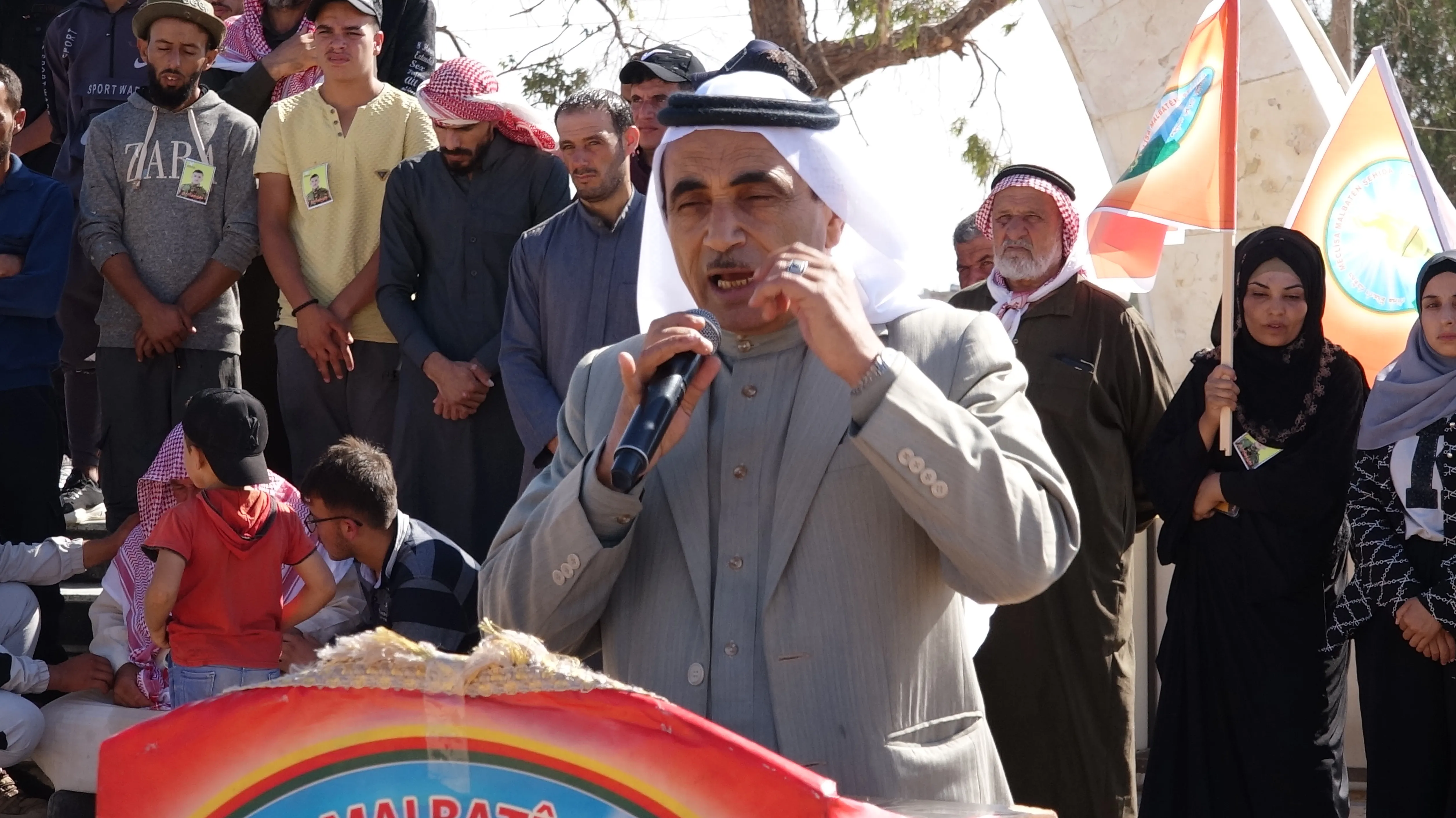 تشييع جثمان الشهيد أسامة السالم في الطبقة
