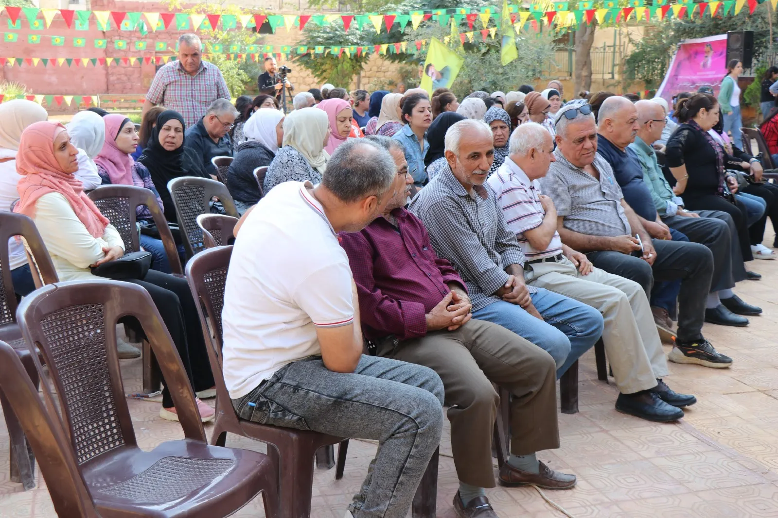 ضمن خيمة كسر العزلة المفروضة على القائد: أفكاره أقوى من أسلحة تركيا المتطورة