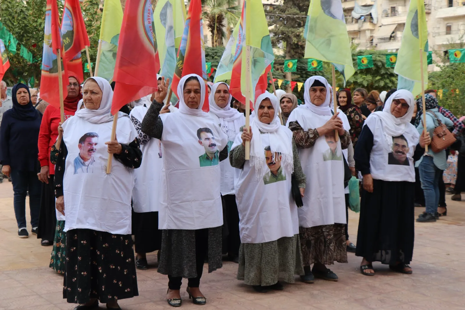 انتهاء خيمة الاعتصام بالإدلاء ببيان ختامي ومخرجات تطالب بحرية القائد عبدالله أوجلان