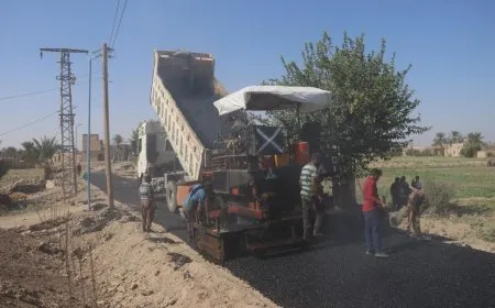 تزفيت شارع البلدية في بلدة الباغوز بريف دير الزور الشرقي