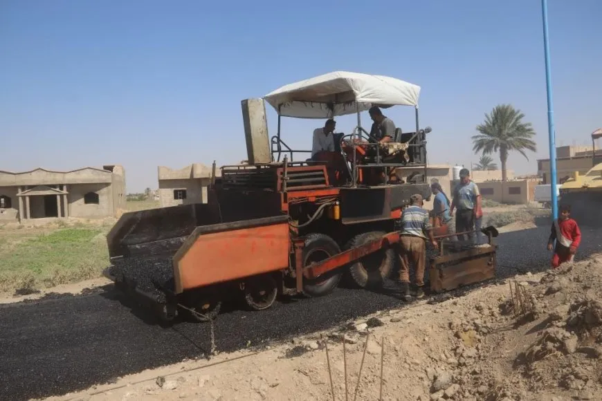تزفيت شارع البلدية في بلدة الباغوز بريف دير الزور الشرقي