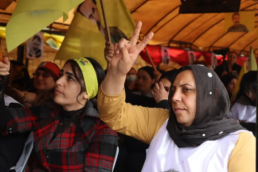 "وفاء لفكر القائد عبد الله أوجلان يجب الانتفاض في وجه سياسية العزلة"