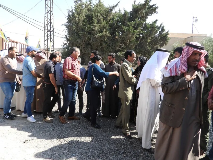 أهالي الجرنية ينددون خلال فعالية اعتصام بالعزلة المفروضة على القائد عبد الله أوجلان