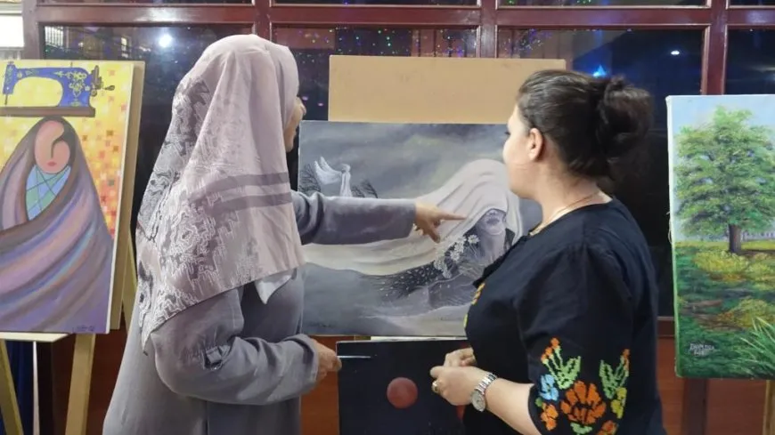 مركز الهلال الذهبي في شمال وشرق سوريا يفتتح معرضاً للرسم