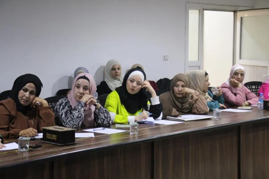 ندوة حوارية تناقش تطوير الواقع الإعلامي وتعزيز دور المرأة