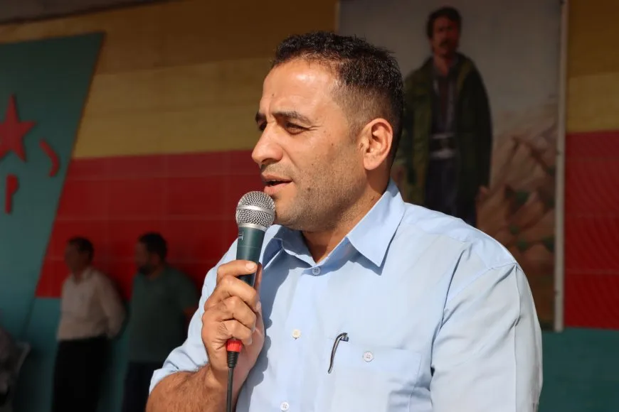 رسائل للوحدة في مراسم الشهيدين دلبرين آمد ودمهات قامشلو