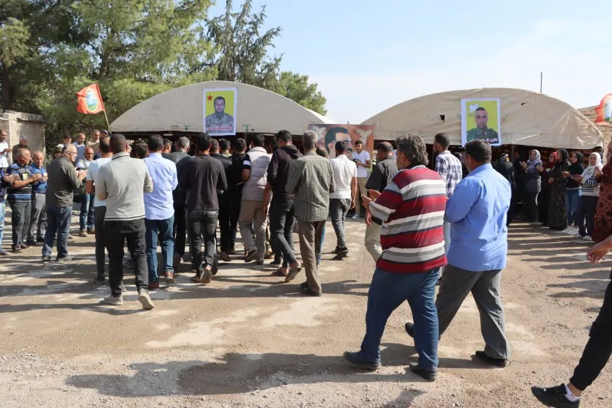 التشديد على تعزيز التكاتف في خيمة عزاء شهيدين بقامشلو