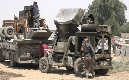 ما هي المشاريع الخدمية التي أنجزت في دير الزور خلال عام 2023؟
