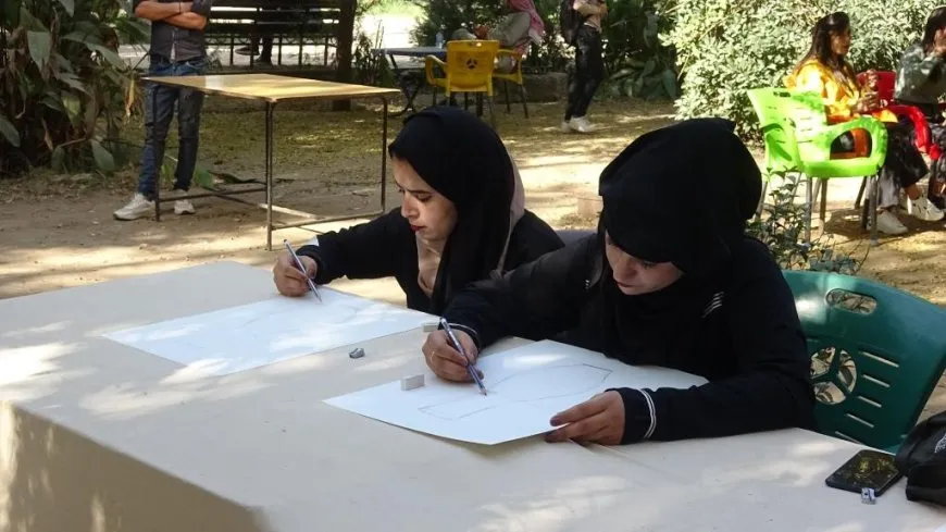 مسابقة فنية للمرأة الشابة في الرقة