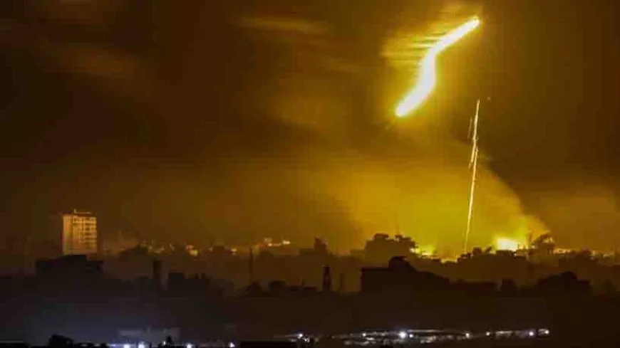هُدَن إنسانية لأربع ساعات يومياً في غزة والقصف لا يزال مستمراً
