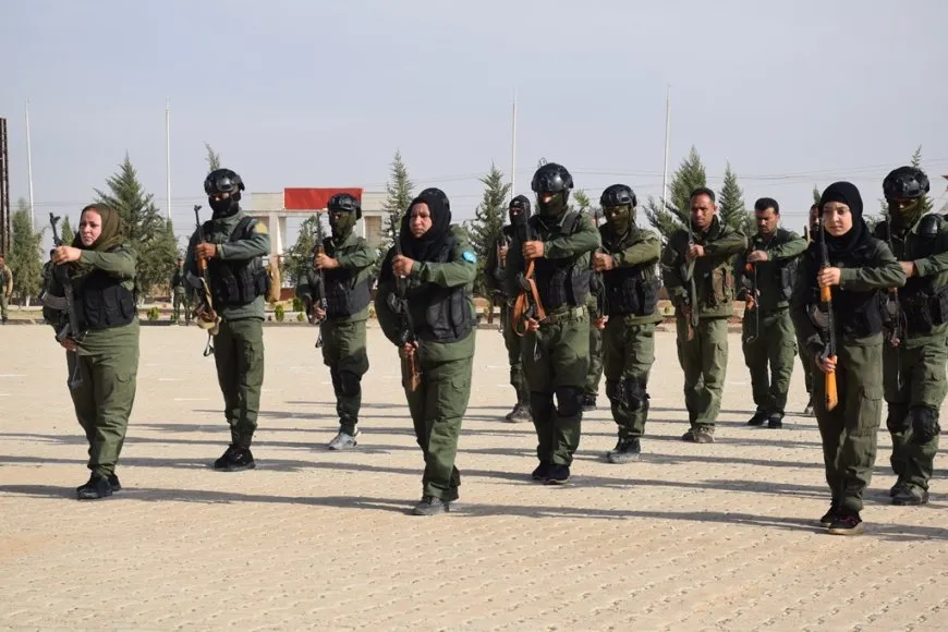 أهالي الشدادي يشيّعون جثمان عضو قوى الأمن الداخلي عياض عبادي الحسين