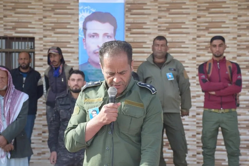 أهالي الشدادي يشيّعون جثمان عضو قوى الأمن الداخلي عياض عبادي الحسين
