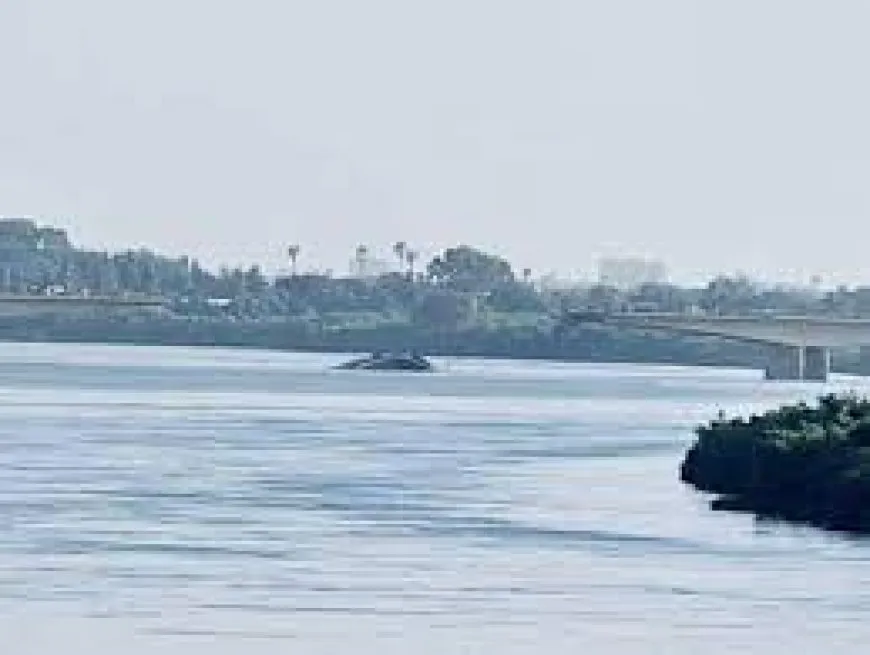 الجيش السوداني والدعم السريع يتبادلان الاتهام بتدمير جسر رئيسي في الخرطوم