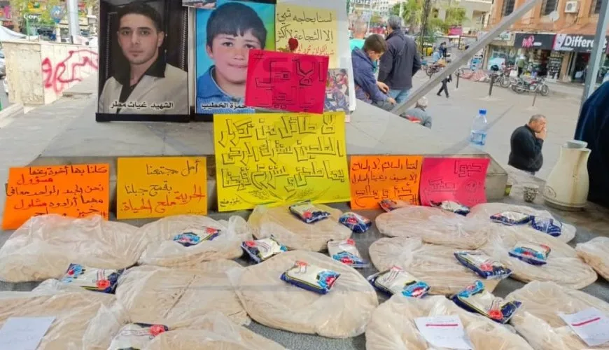 الخبز والملح ودلالات ظهورها في ساحة الكرامة بالسويداء