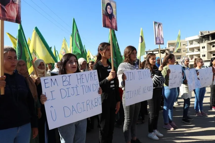 مظاهرة نسائية مناهضة للعنف ضدّ المرأة
