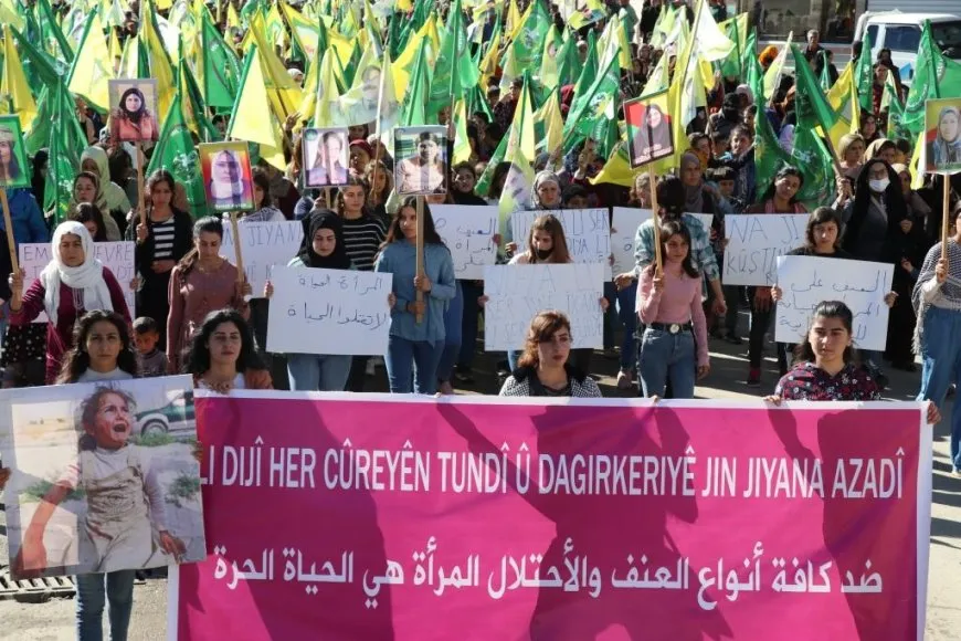 مظاهرة نسائية مناهضة للعنف ضدّ المرأة