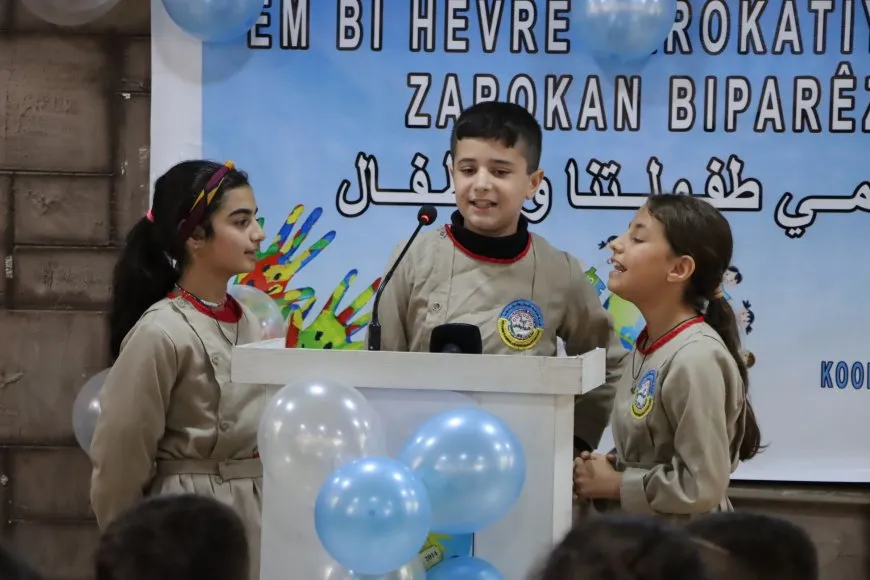 أطفال قامشلو يحتفلون بيومهم العالمي بفعالية فنية