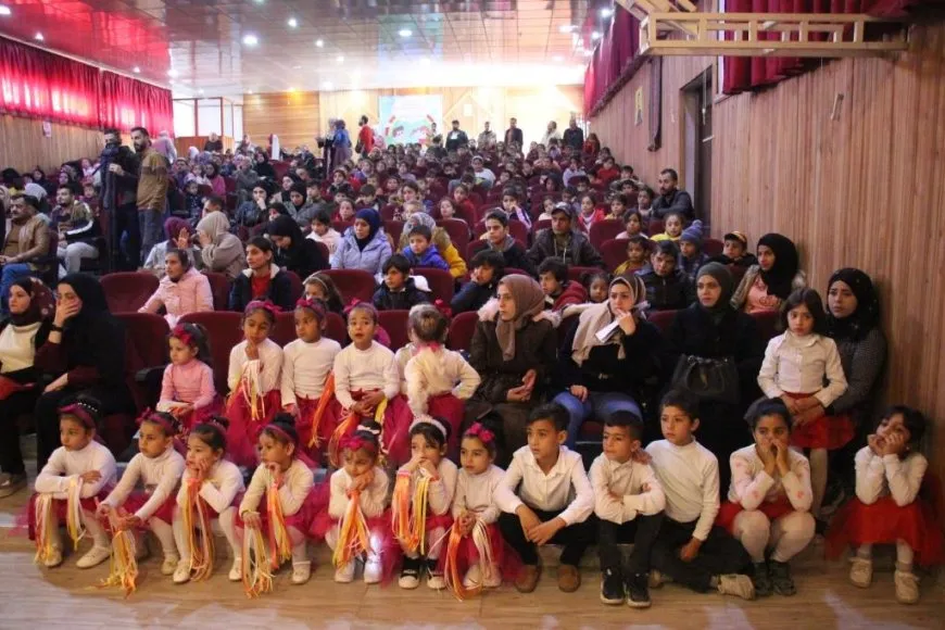 أطفال منبج يحتفلون بمناسبة يوم الطفل العالمي