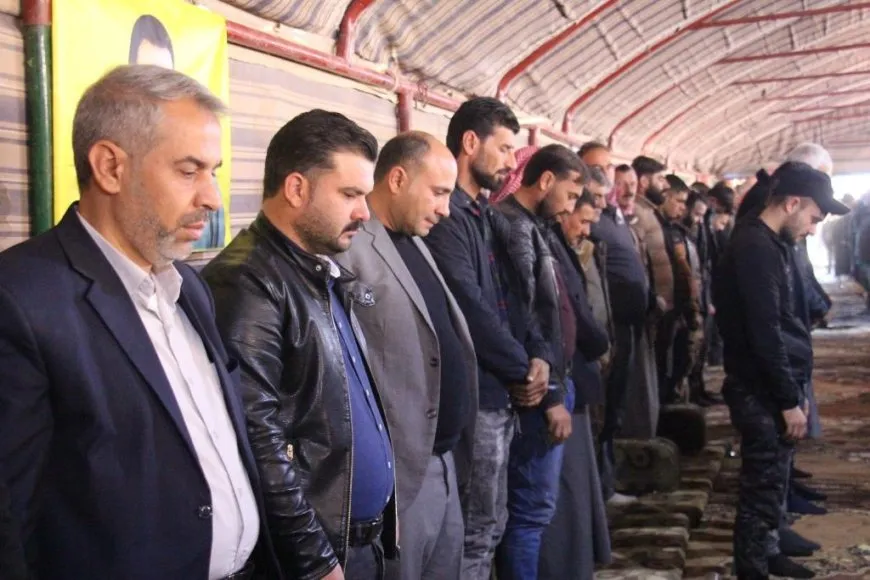 أهالي منبج يقدمون واجب العزاء لذوي الشهيد محمود إبراهيم