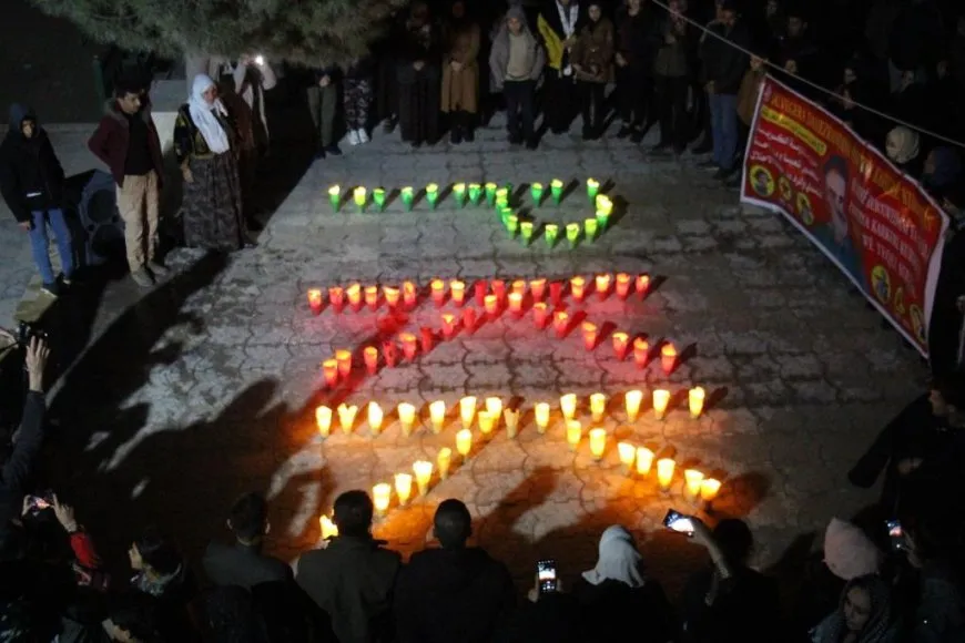احتفالية وإشعال الشموع على أضرحة الشهداء بمنبح في ذكرى تأسيس PKK