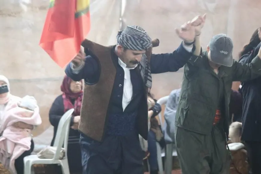 صوابية نضال PKK دفع الحشود للاحتفال بذكرى تأسيسه