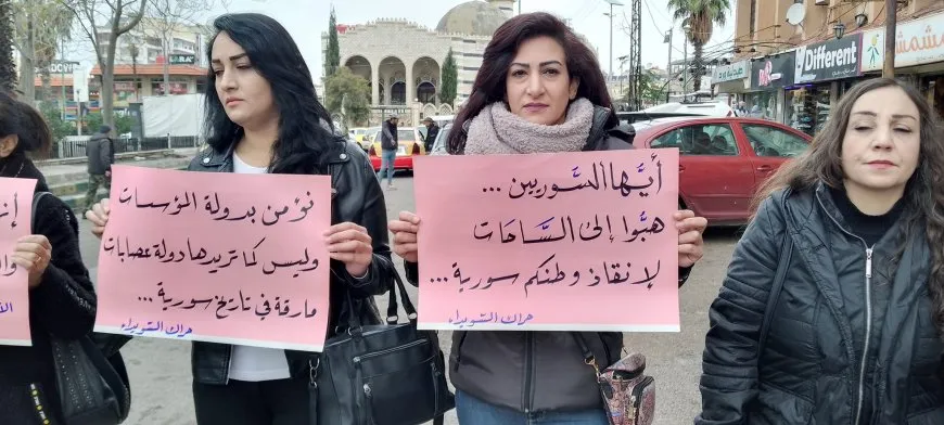 أهالي السويداء يطالبون بإغلاق مبنى "حزب البعث" ويهددون بالتصعيد