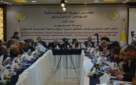 مجلس سوريا الديمقراطية يصوّت بالإجماع على مسوّدة الوثيقة السياسية