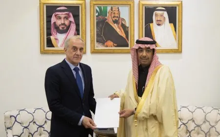 السعودية تتسلم أوراق اعتماد سفير حكومة دمـشق لديها