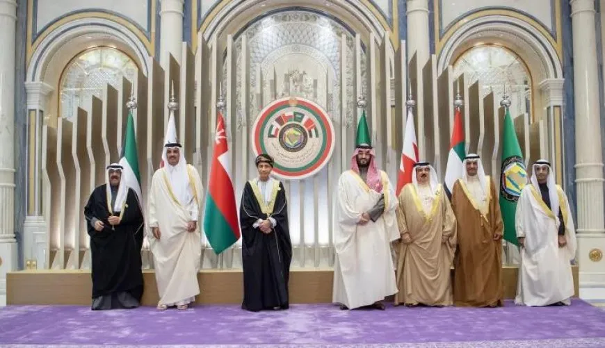 انطلاق أعمال القمة الخليجية والحرب في غزة تهيمن على جدول الأعمال