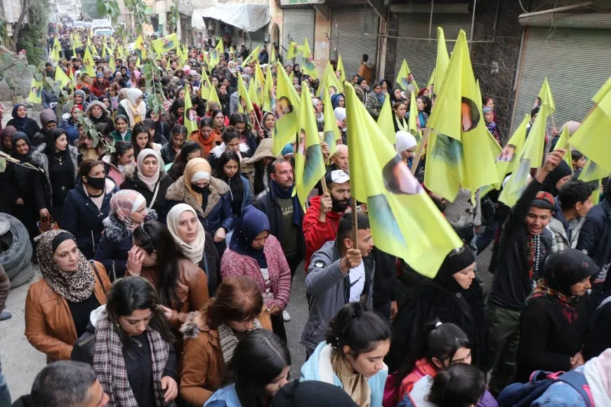 "نحن اليوم مدينون للقائد ومن حقنا معرفة وضعه الصحي"