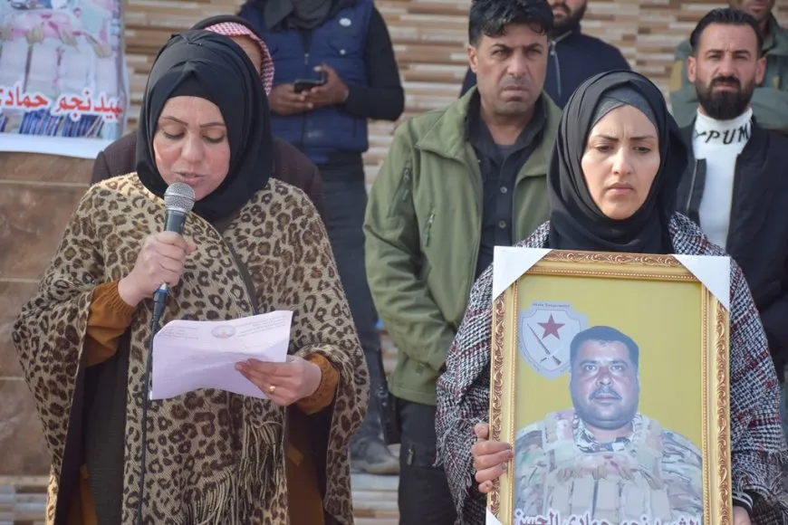 جثمان مقاتل قوات الدفاع الذاتي الشهيد نجم الحسن يوارى الثرى