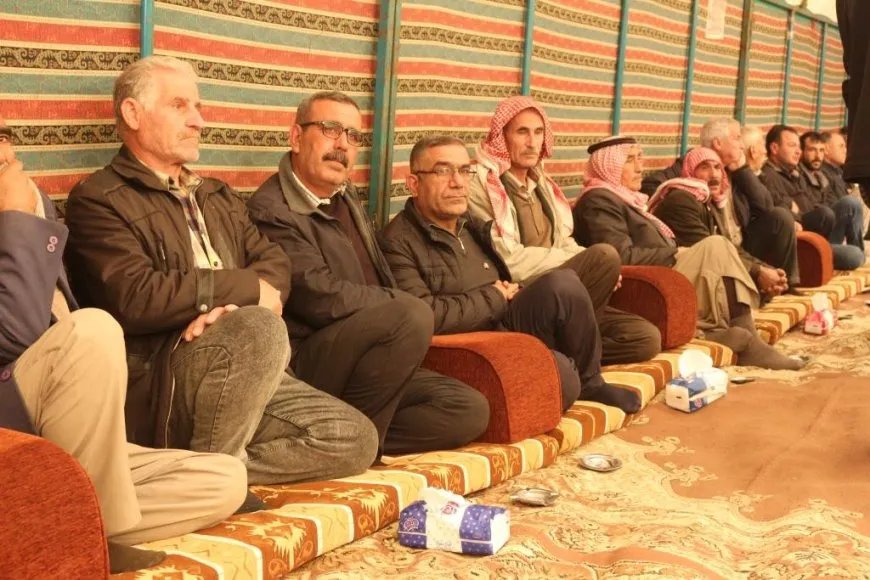 أهالي مقاطعة الفرات يقدّمون واجب العزاء لذوي الكريلا باران مظلوم