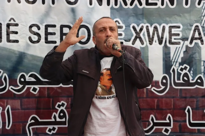 "الوفاء للقائد يكمن في تحقيق حريته الجسدية ونشر أفكاره"