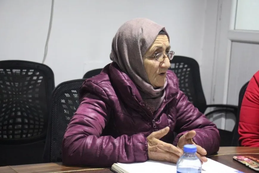جلسة حوارية في منبج حول ماهية الأمة الديمقراطية في حل القضايا العالقة