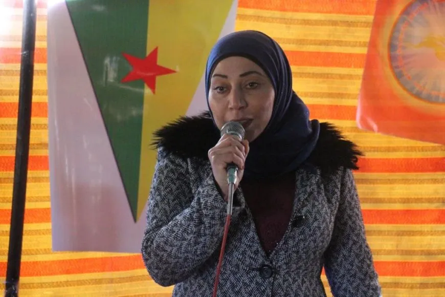 أهالي مقاطعة منبج يقدّمون واجب العزاء لذوي الشهيد آزاد سرب