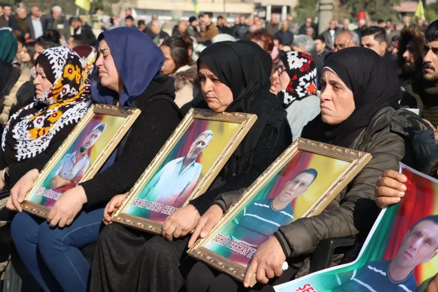 معزون: يمكن أن نعيش دون ماء وكهرباء ولكن لن نعيش دون حرية وكرامة