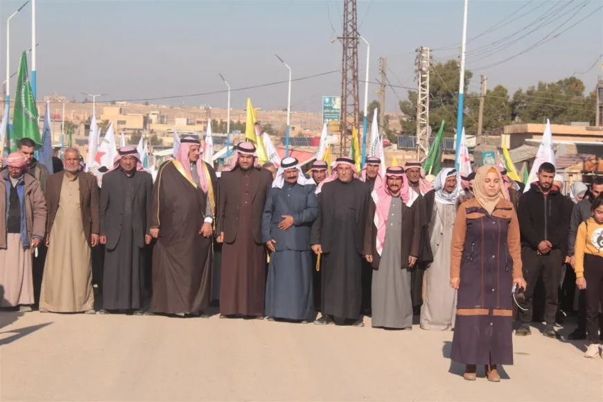 أهالي الحسكة يتظاهرون ضد هجمات الاحتلال التركي على المنطقة